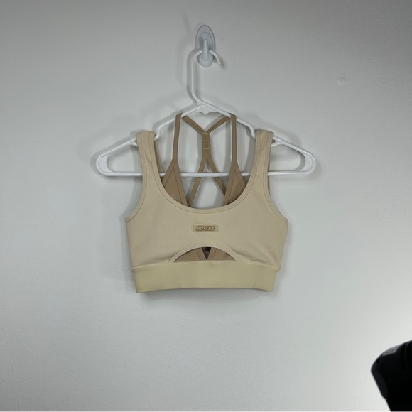 Bo+Tee Layered Keyhole Sports Bra Athletic Top Workout Tank Cream Size XS - Picture 4 of 15